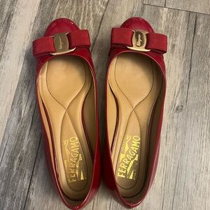FERRAGAMO  Varina Leather Flat
